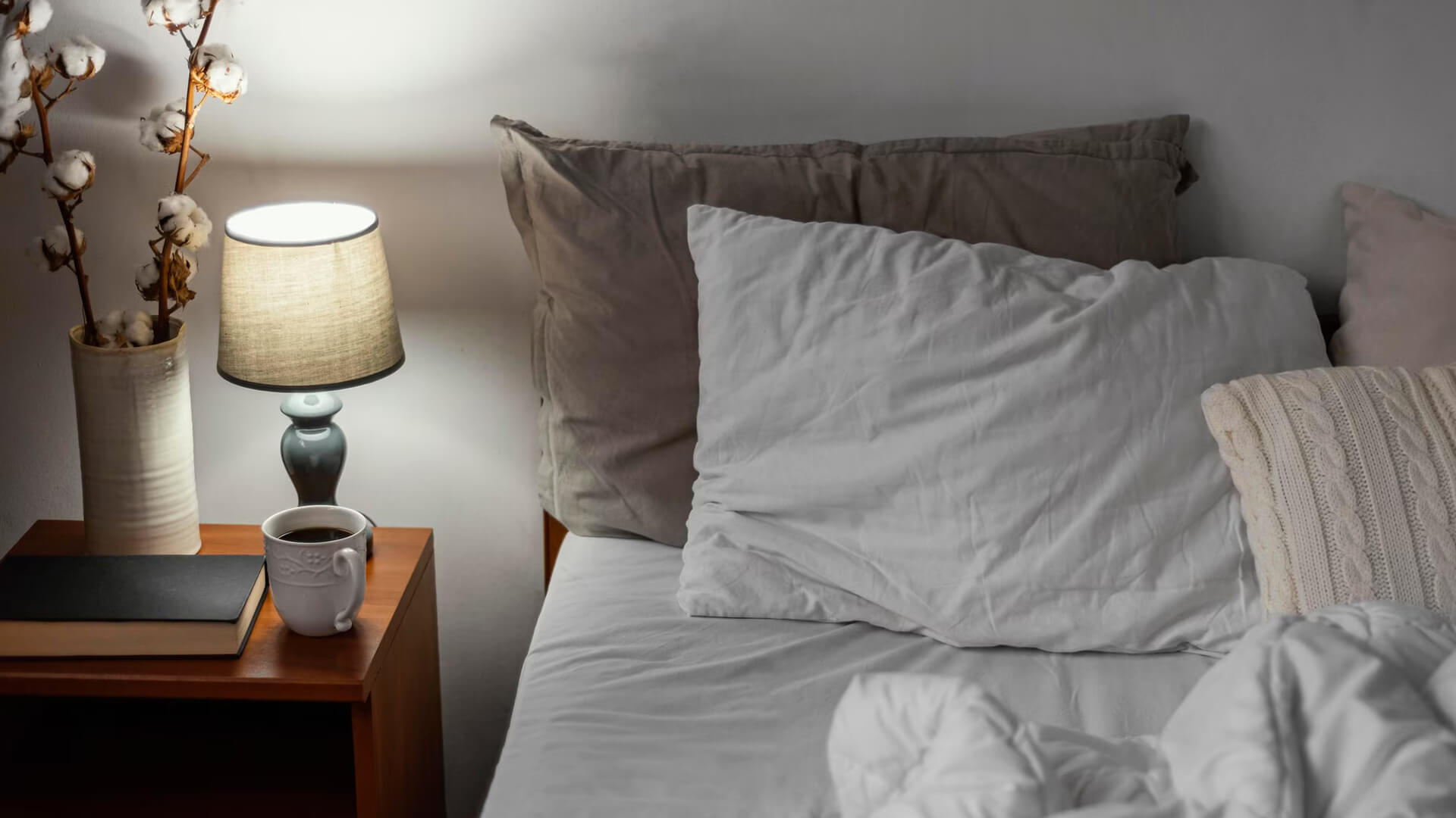 What is the meaning of deluxe room?